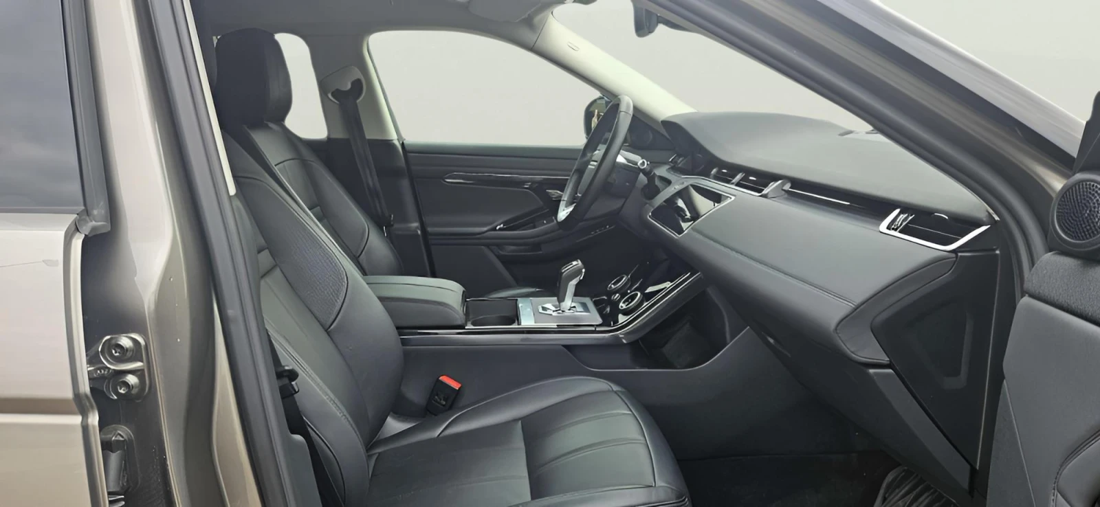 Land Rover Range Rover Evoque PHEV, снимка 9 - Автомобили и джипове - 53804489