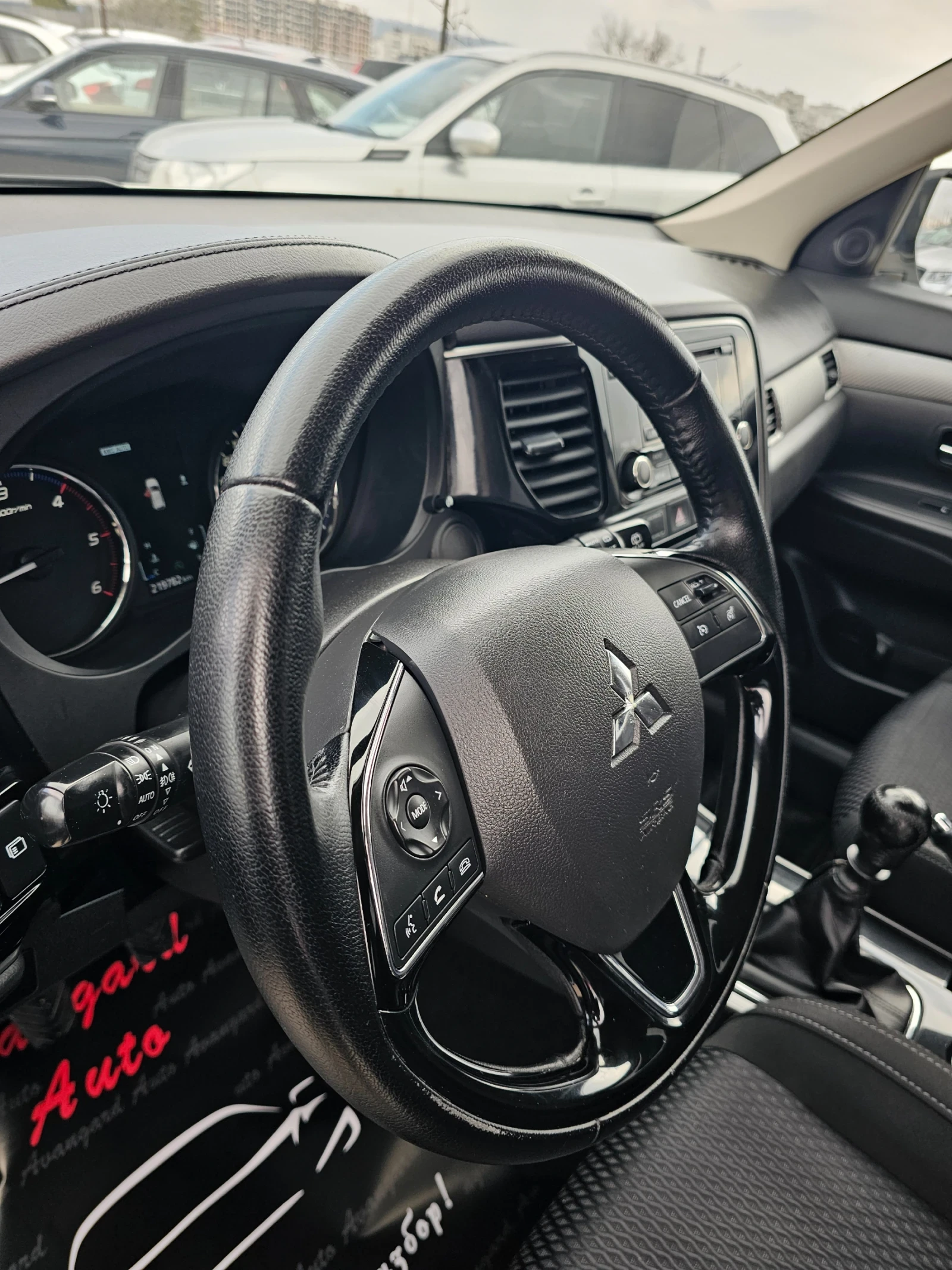 Mitsubishi Outlander 2.2DI-D, 150к.с., 4х4 , снимка 12 - Автомобили и джипове - 54093653