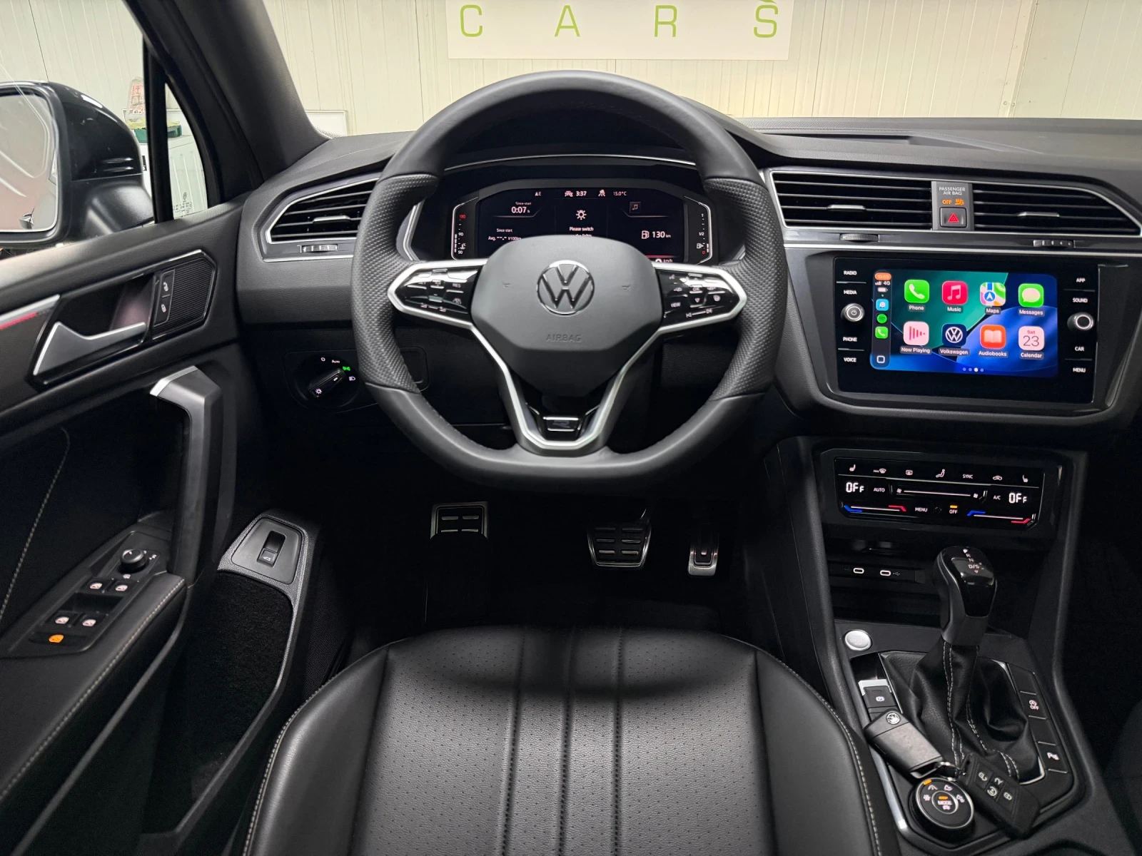 VW Tiguan R-Line Black Edition 4MOTION, снимка 11 - Автомобили и джипове - 54650535