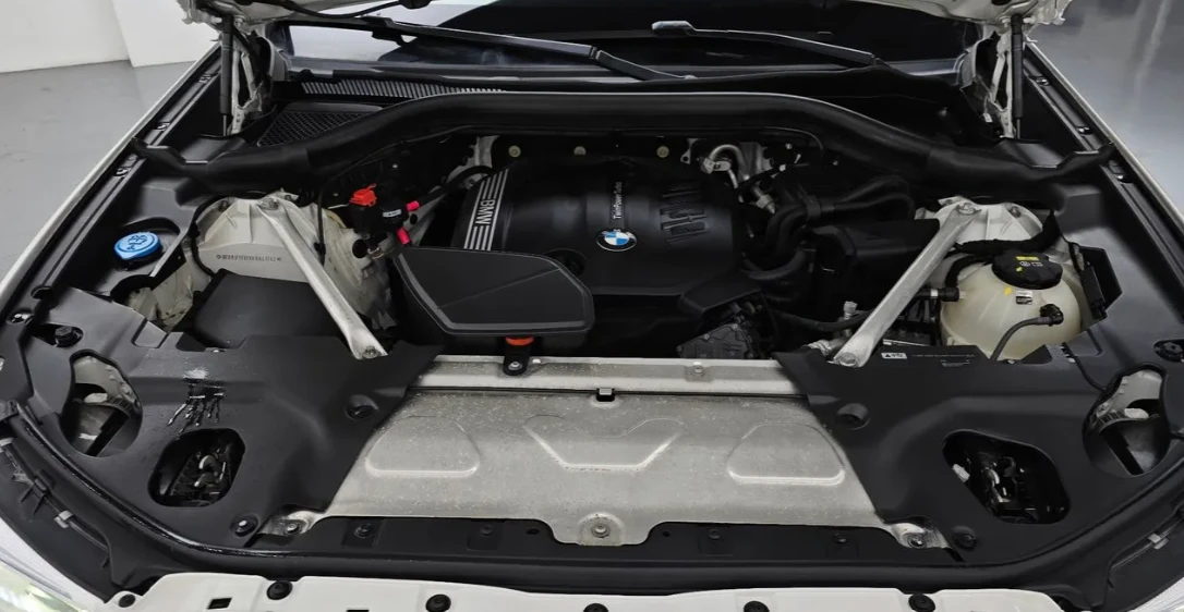 BMW X4 * АВТО КРЕДИТ* ЦЕНА ДО БГ * Сервизна история * , снимка 7 - Автомобили и джипове - 55301414