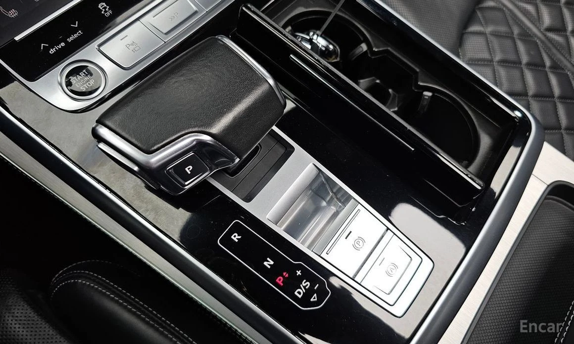 Audi Q8, снимка 9 - Автомобили и джипове - 55645286