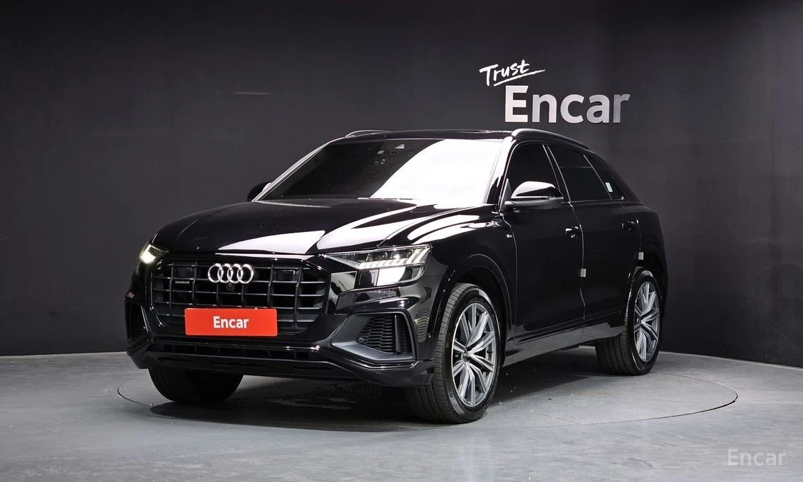 Audi Q8