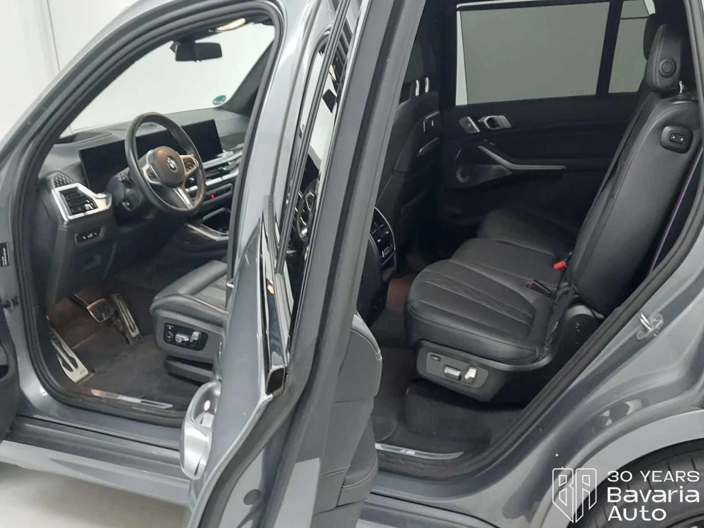 BMW X7 M60i xDrive M Sport PRO Sportautomatic, снимка 5 - Автомобили и джипове - 55767220
