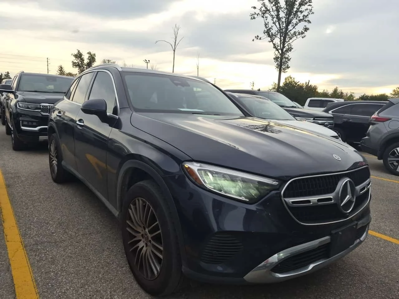 Mercedes-Benz GLC 300 4matic Suv /ДИСТРОНИК/ПАНО/ПОДГРЕВ/, снимка 5 - Автомобили и джипове - 56300127