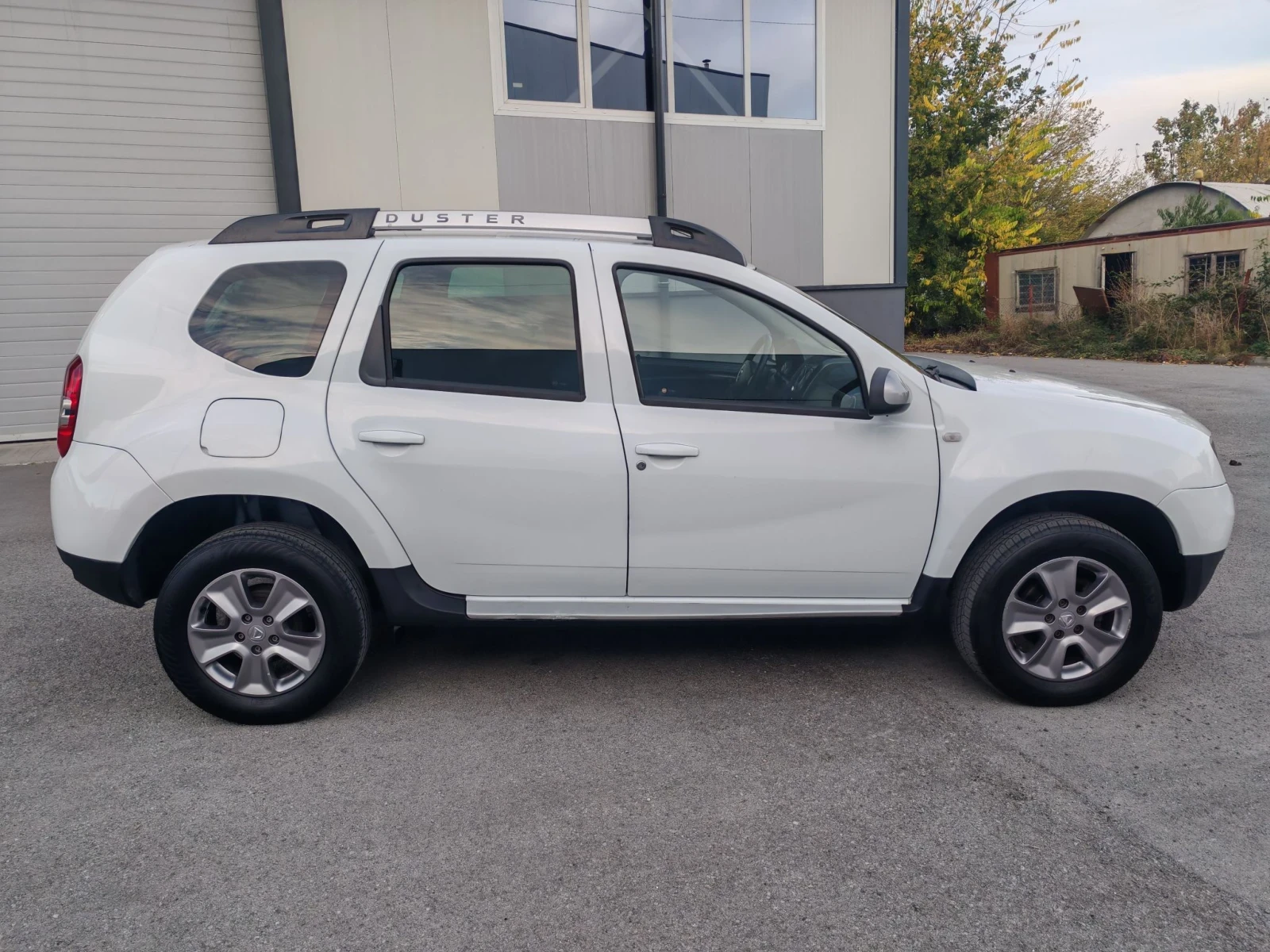 Dacia Duster 1.6i GAZ 2014G | Mobile.bg � ����������� 4
