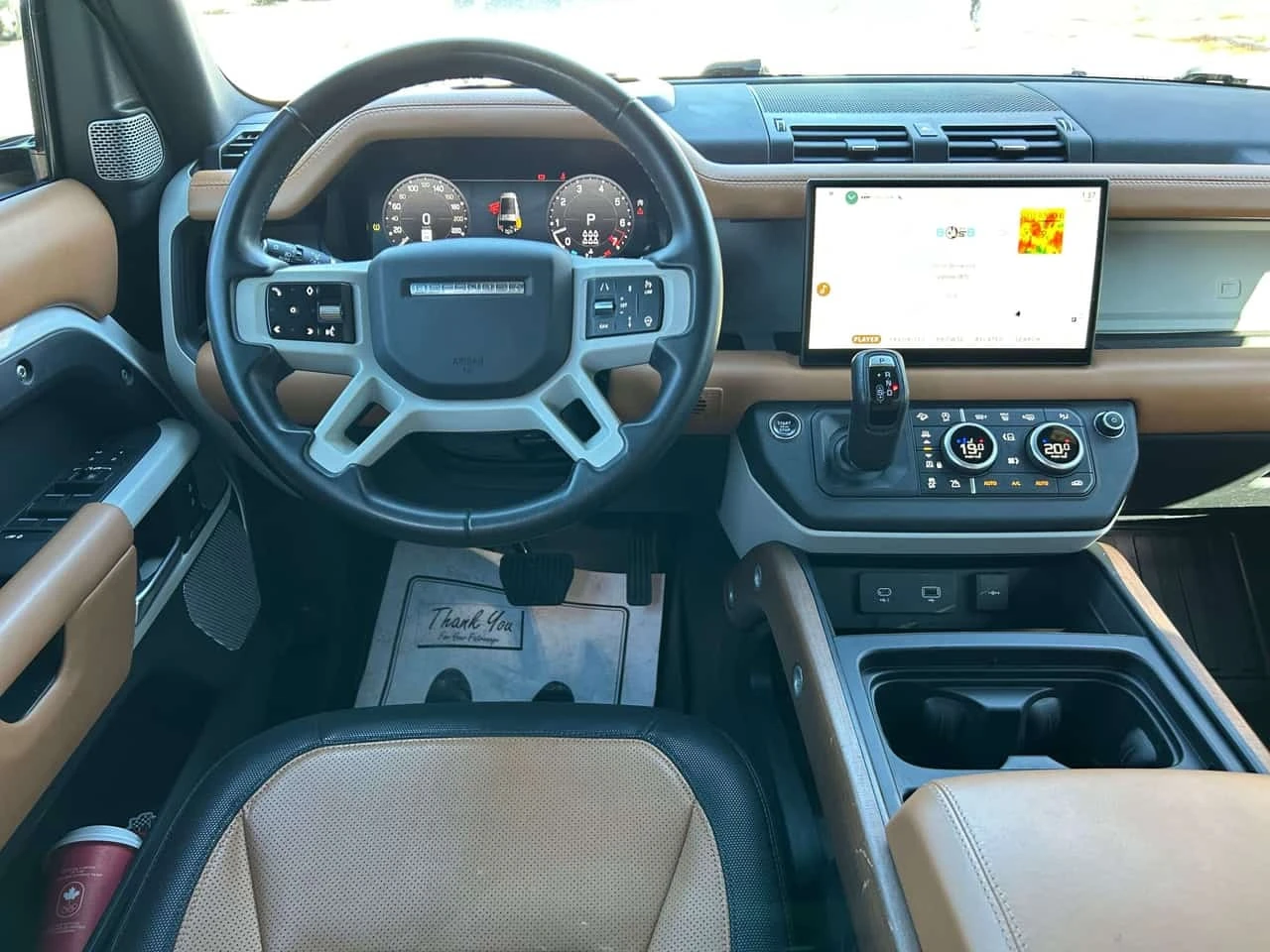Land Rover Defender * X Dynamic SE | One Owner | No Accident | Certifi | Mobile.bg � ����������� 16