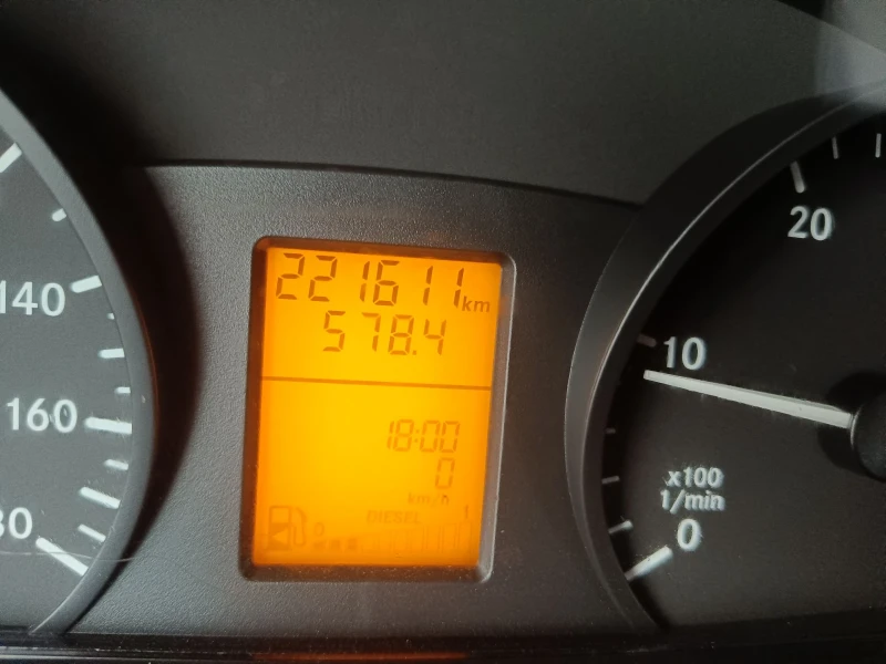 Mercedes-Benz Sprinter 311cdi 9места КЛИМА 646, снимка 12 - Бусове и автобуси - 52141438