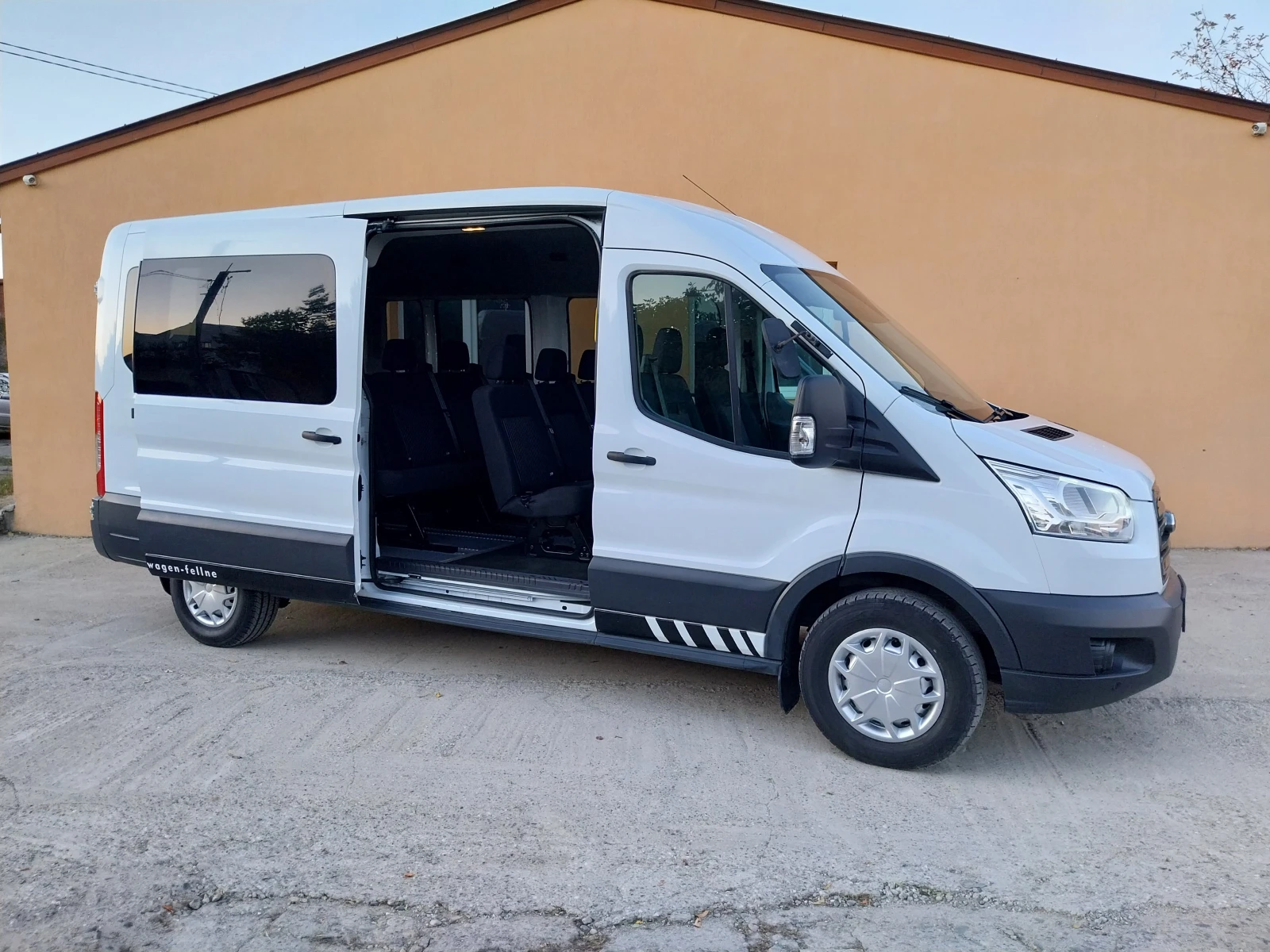 Ford Transit 9места.//КАТО НОВ//.Face lift//Euro6.ASISSTENT.. - изображение 3