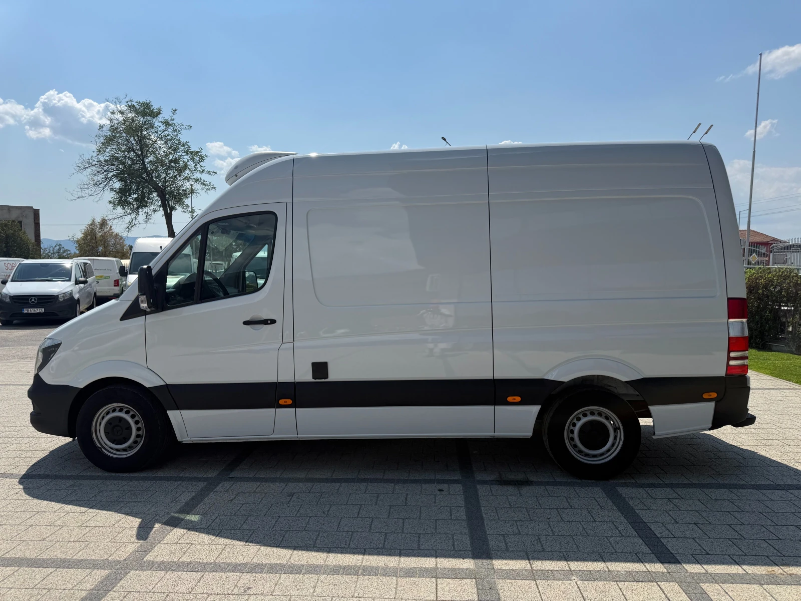 Mercedes-Benz Sprinter 316CDI Хладилен + ток Клима Euro 5 L2H2 , снимка 5 - Бусове и автобуси - 55615103