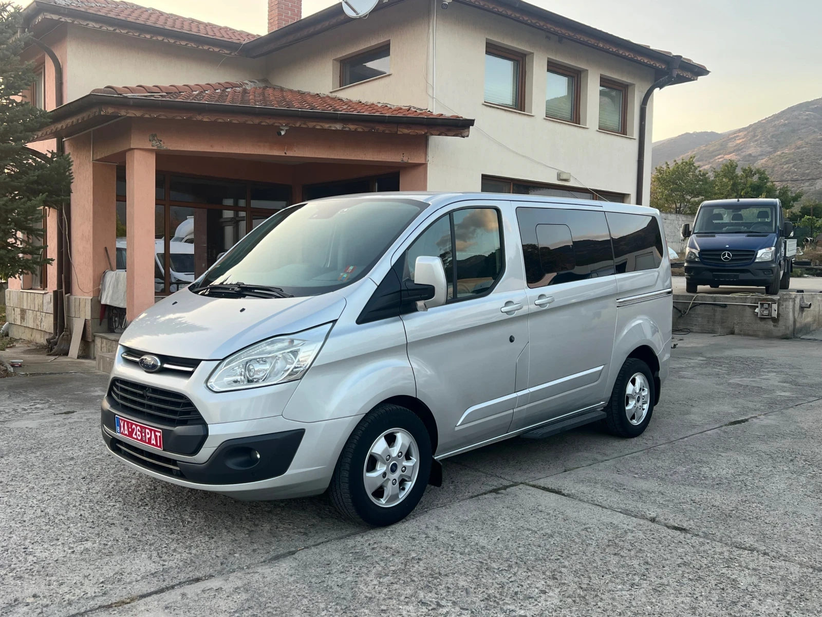 Ford Transit Custom 9 МЕСТА. 2хКЛИМА