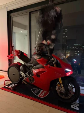 Ducati Panigale * v4s* CARFAX * БЕЗ ПЪРВОНАЧАЛНА ВНОСКА