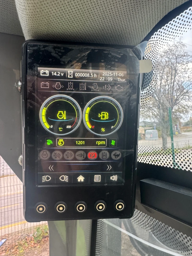 Мини челни товарачи ZOOMLION ZS090V, снимка 12 - Индустриална техника - 52514736