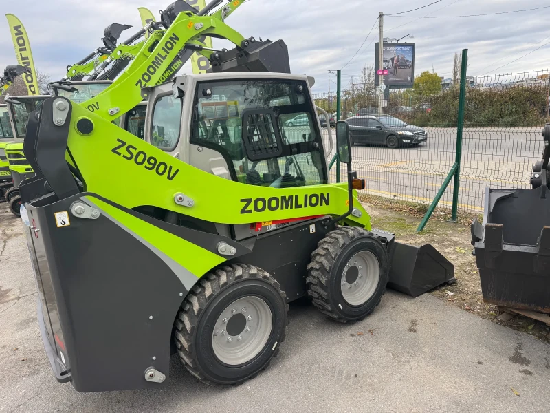 Мини челни товарачи ZOOMLION ZS090V, снимка 6 - Индустриална техника - 52514736