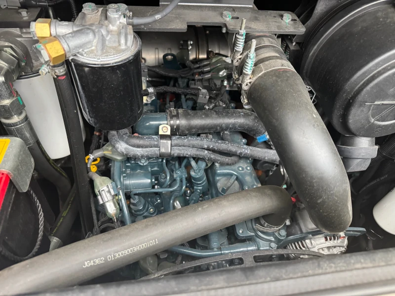 Мини челни товарачи ZOOMLION ZS090V, снимка 8 - Индустриална техника - 52514736