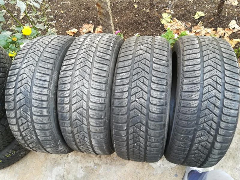 Гуми Зимни 225/50R17, снимка 7 - Гуми и джанти - 19463968