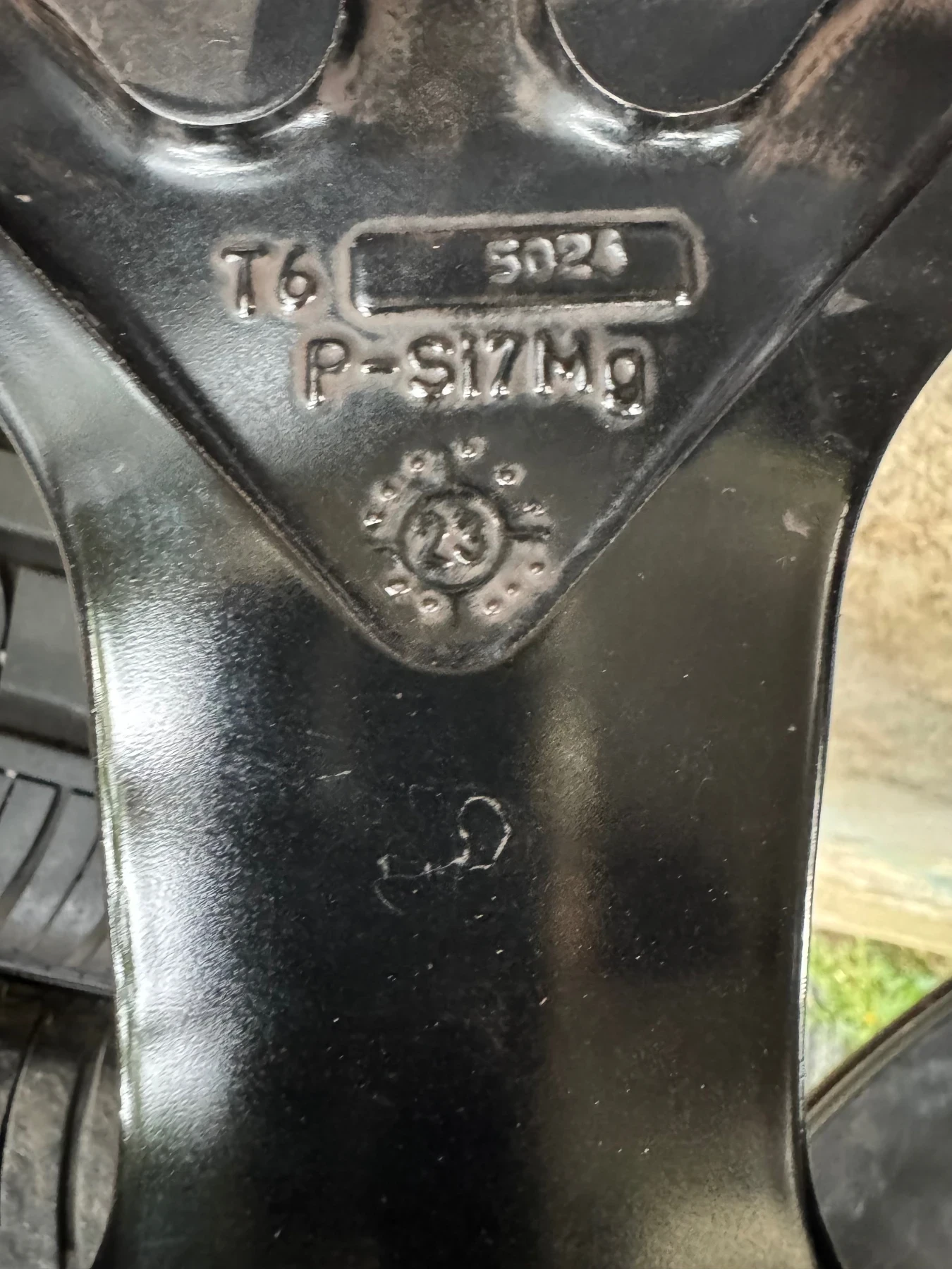    235/35R19  Audi A3 | Mobile.bg   9