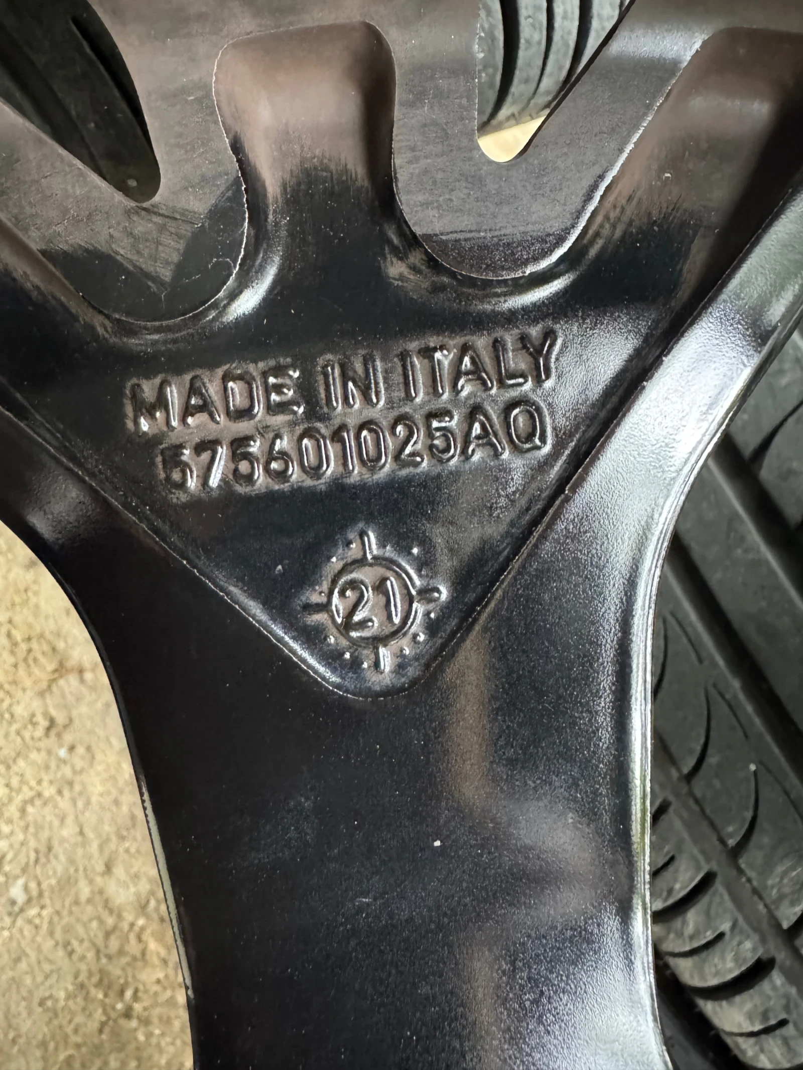    235/35R19  Audi A3 | Mobile.bg   8