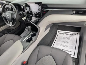 Toyota Camry !LE FWD!* АвтоКредит* Цена до БГ* , снимка 11