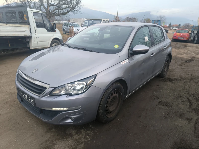 Peugeot 308 1.2T 2бр, снимка 12 - Автомобили и джипове - 40226644