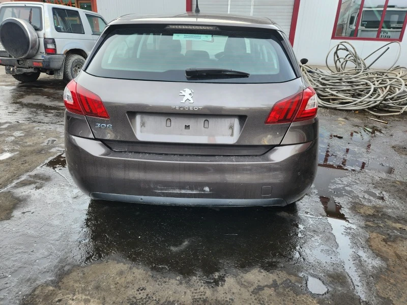 Peugeot 308 1.2T 2бр, снимка 10 - Автомобили и джипове - 40226644