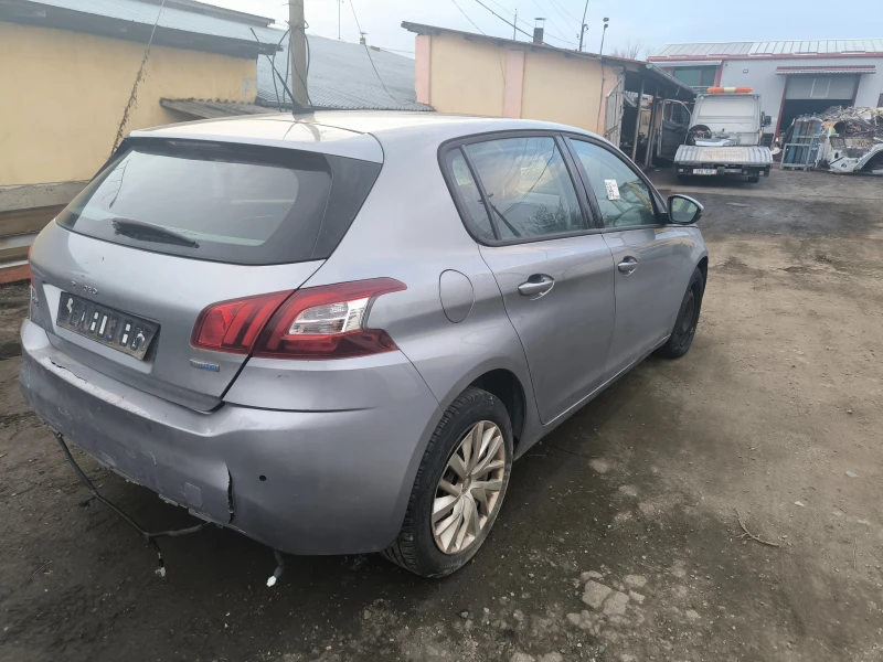 Peugeot 308 1.2T 2бр, снимка 14 - Автомобили и джипове - 40226644