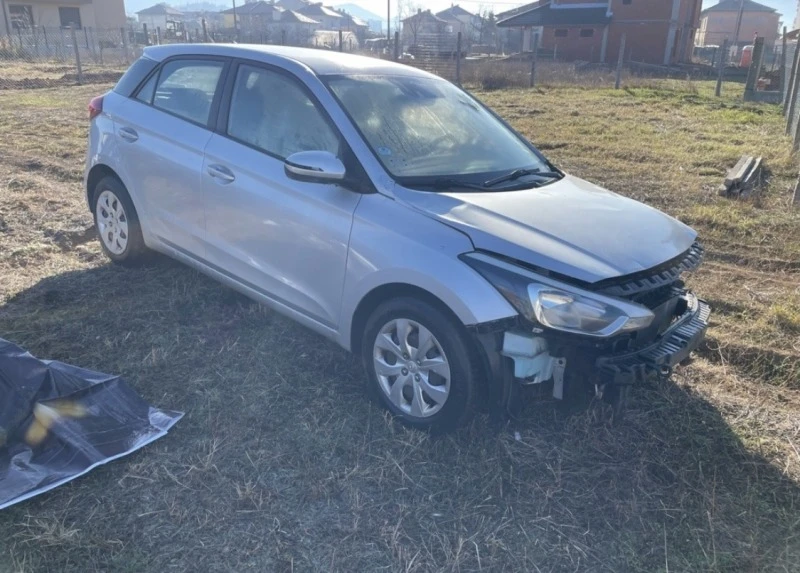 Hyundai I20, снимка 2 - Автомобили и джипове - 44488498