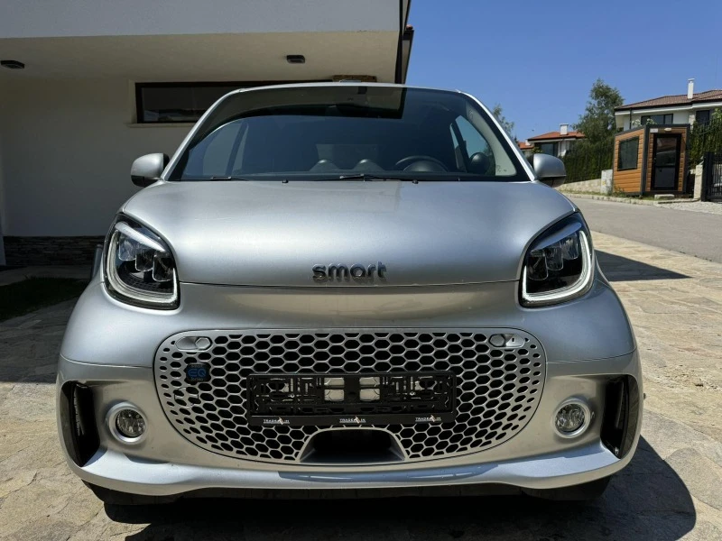 Smart Fortwo EQ Cabrio, снимка 2 - Автомобили и джипове - 46243933