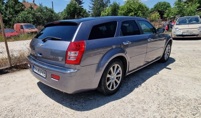 Chrysler 300c 3.0 CRD, снимка 4 - Автомобили и джипове - 47392377