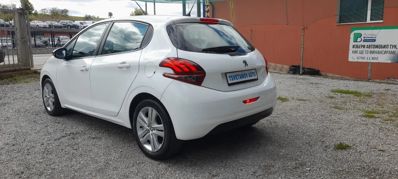 Peugeot 208 1.6 HDI - NAVI - EURO 6, снимка 5 - Автомобили и джипове - 47408563