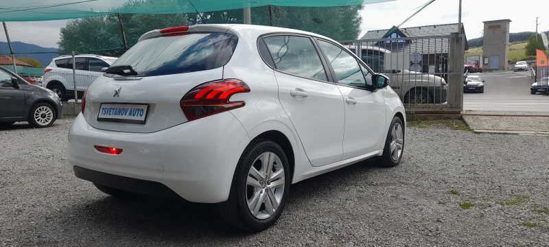 Peugeot 208 1.6 HDI - NAVI - EURO 6, снимка 7 - Автомобили и джипове - 47408563