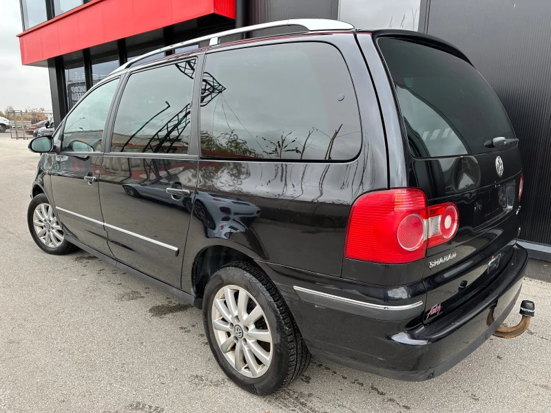 VW Sharan 1.9TDI 4motion Подгрев, Ксенон, Парктр.Автопилот, снимка 3 - Автомобили и джипове - 47931107