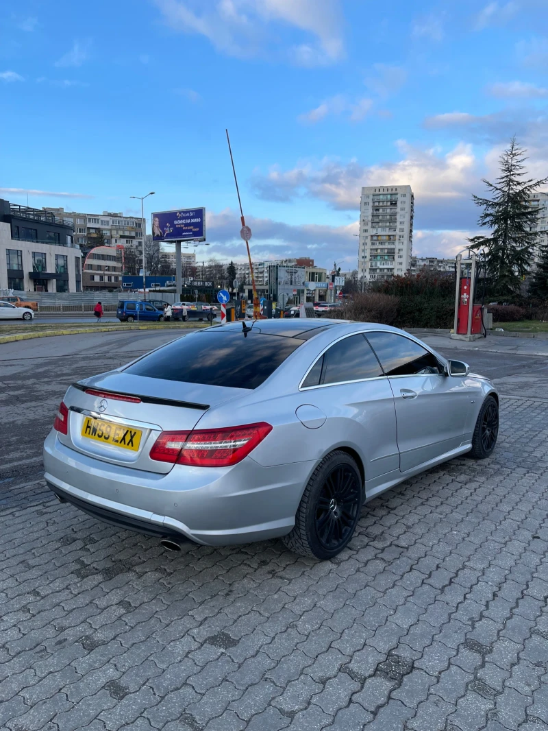 Mercedes-Benz E 350 C207, снимка 4 - Автомобили и джипове - 48356423