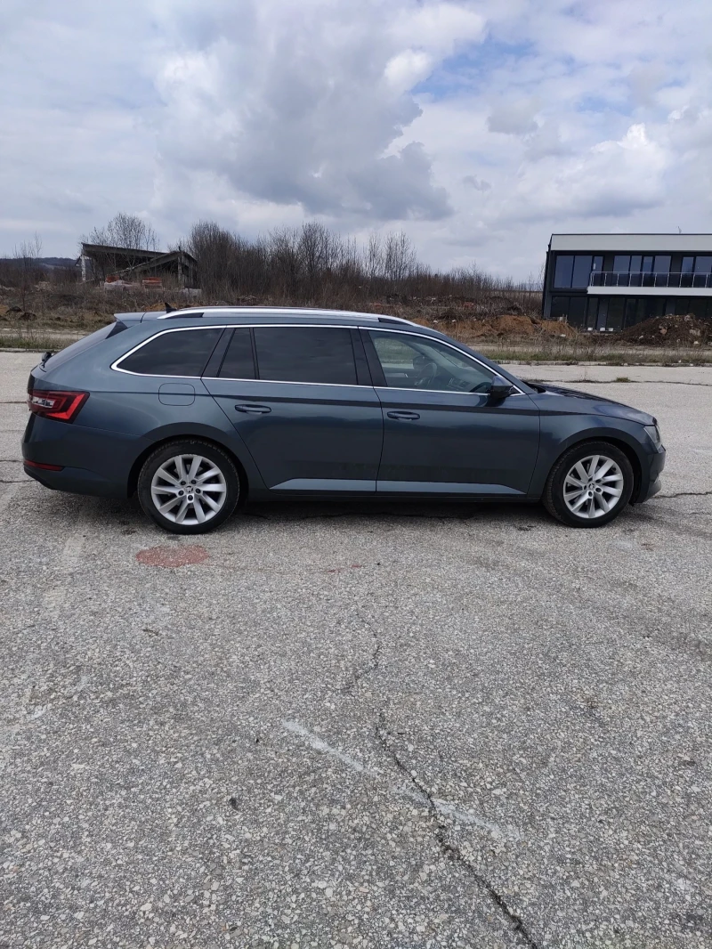 Skoda Superb 2.0, снимка 3 - Автомобили и джипове - 48422530