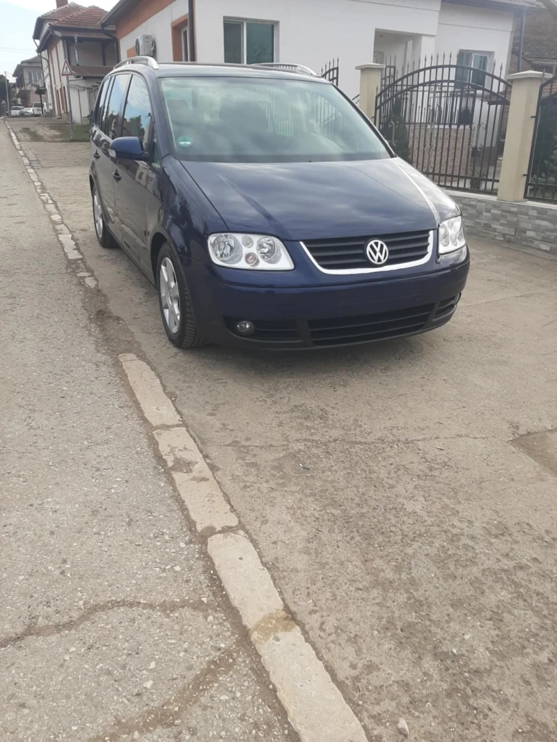 VW Touran  nov v nos, снимка 1 - Автомобили и джипове - 48707855