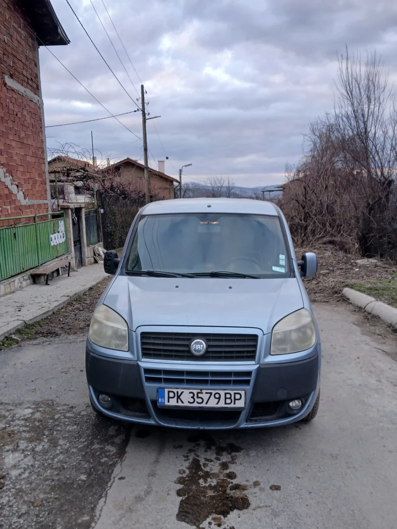 Fiat Doblo Газ-бензин, снимка 1 - Автомобили и джипове - 48967376