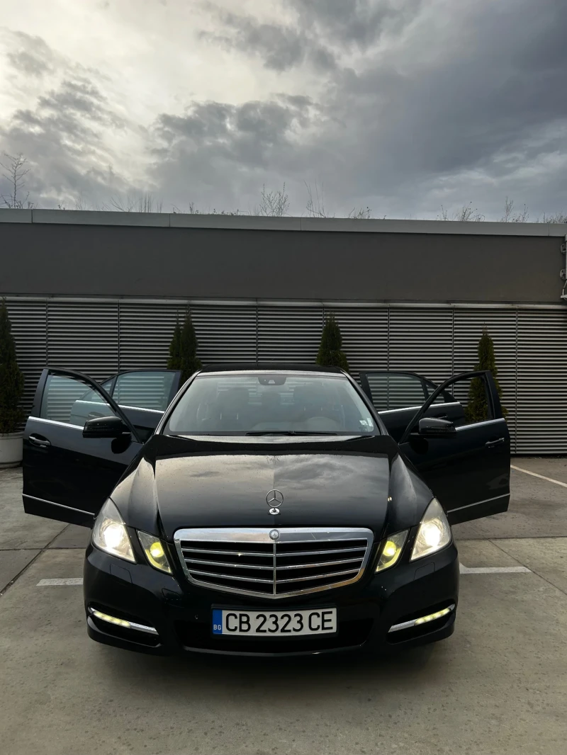 Mercedes-Benz E 250, снимка 1 - Автомобили и джипове - 49471919