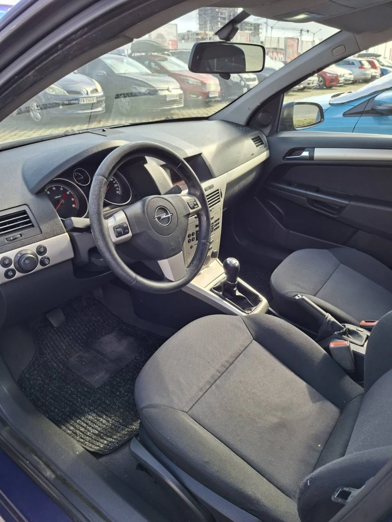Opel Astra H, снимка 3 - Автомобили и джипове - 51404486