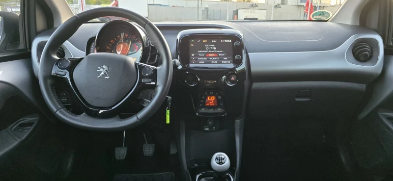Peugeot 108 НАВИ-2015 Г-НАВИГАЦИЯ-КЛИМАТРОНИК, снимка 10 - Автомобили и джипове - 51810627
