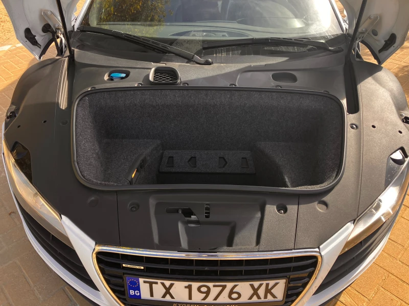 Audi R8 R-TRONIC, снимка 10 - Автомобили и джипове - 52617569