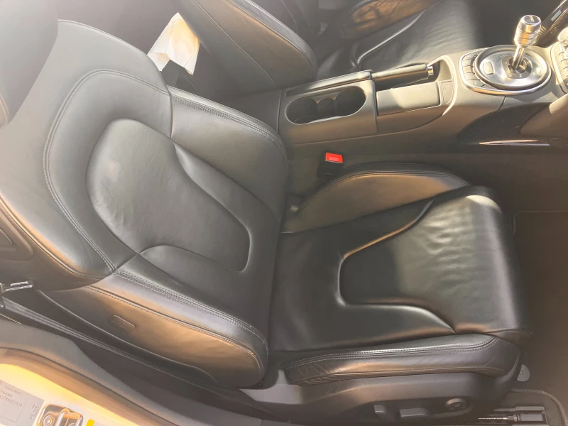 Audi R8 R-TRONIC, снимка 6 - Автомобили и джипове - 52617569