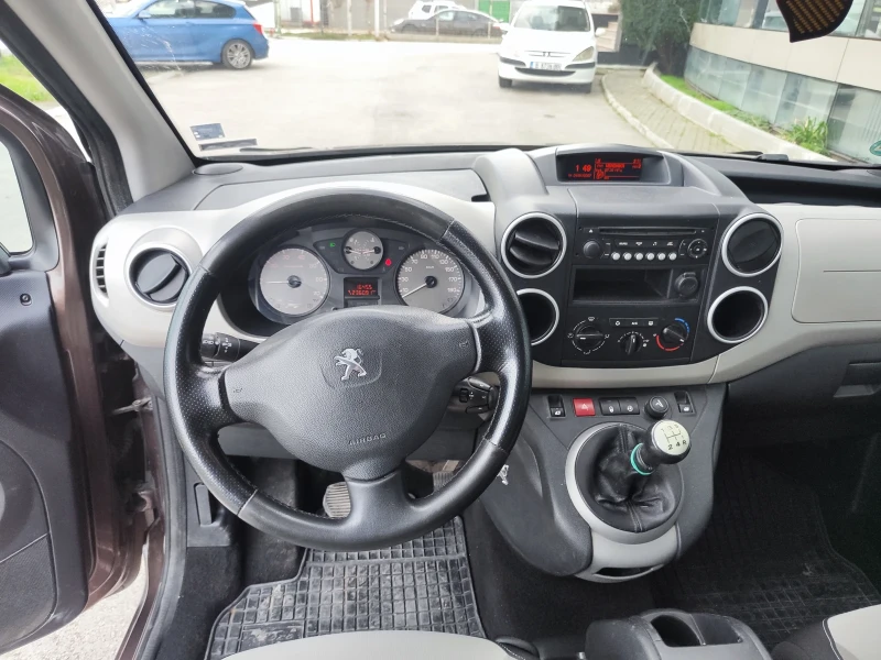 Peugeot Partner 1.6HDI, снимка 11 - Автомобили и джипове - 52456062