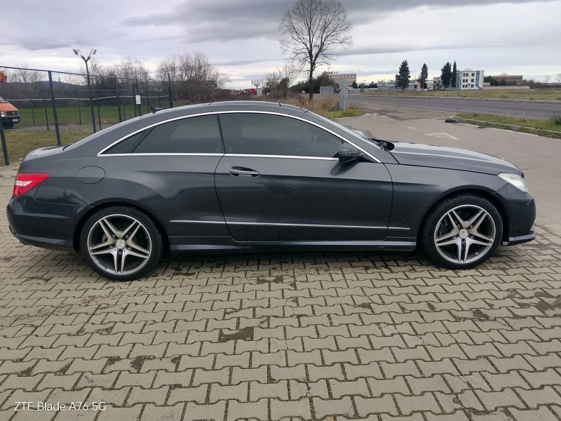 Mercedes-Benz E 500 Coupe AMG, снимка 3 - Автомобили и джипове - 53295050