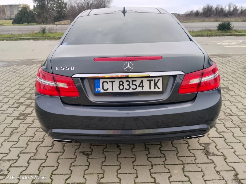 Mercedes-Benz E 500 Coupe AMG, снимка 4 - Автомобили и джипове - 53295050