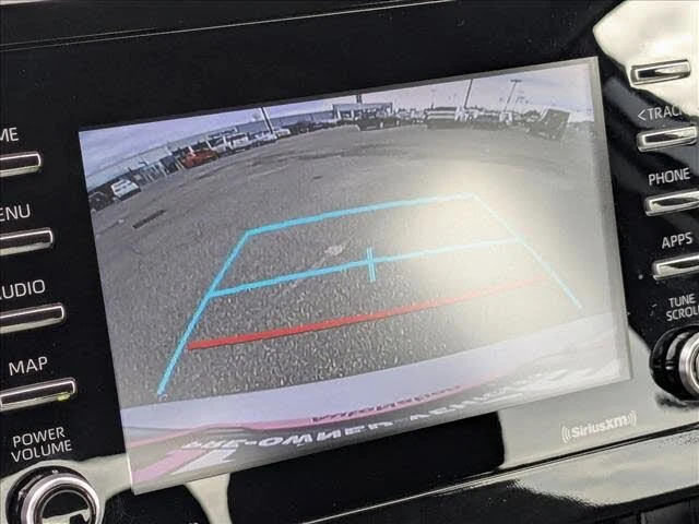 Toyota Camry !LE FWD!* АвтоКредит* Цена до БГ* , снимка 8 - Автомобили и джипове - 53432684