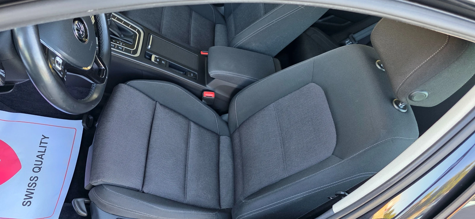 VW Passat 2.0TDI * 4 х 4* AVTOMAT* DISTRONIC* KEYLESS* SWISS, снимка 9 - Автомобили и джипове - 56191818