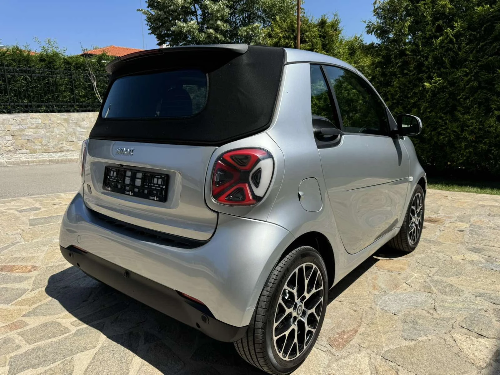 Smart Fortwo EQ Cabrio - изображение 4