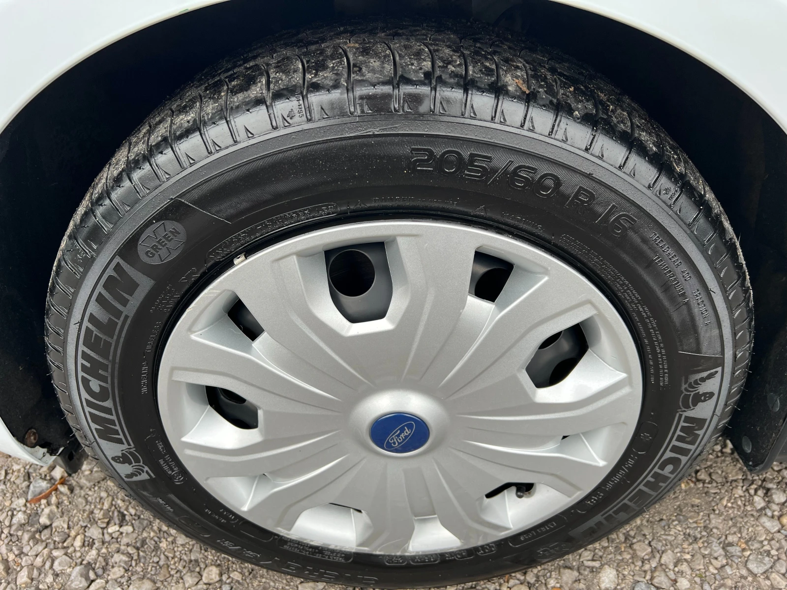 Ford Connect 1.5TDCi 100к.с./Серв. история/ТОП СЪСТОЯНИЕ/ - изображение 9