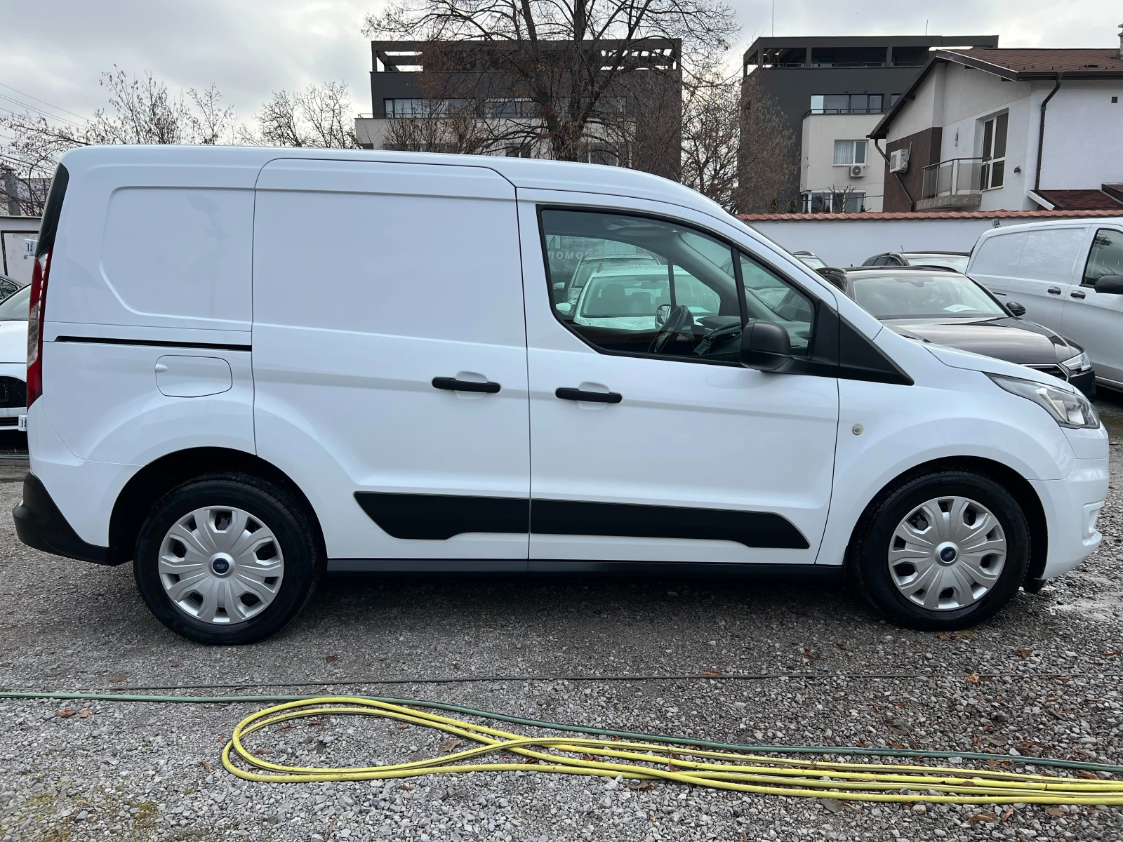 Ford Connect 1.5TDCi 100к.с./Серв. история/ТОП СЪСТОЯНИЕ/ - изображение 6