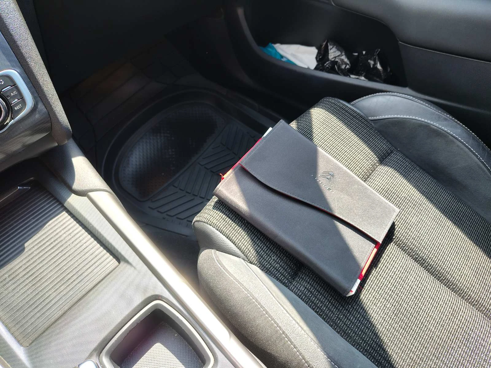 Citroen C4 1.6 Exclusive - изображение 9