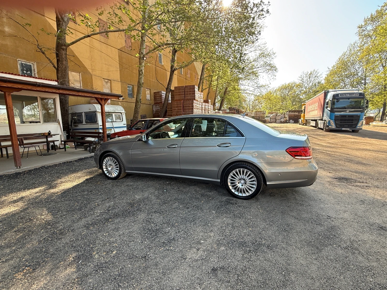 Mercedes-Benz E 250  - изображение 2